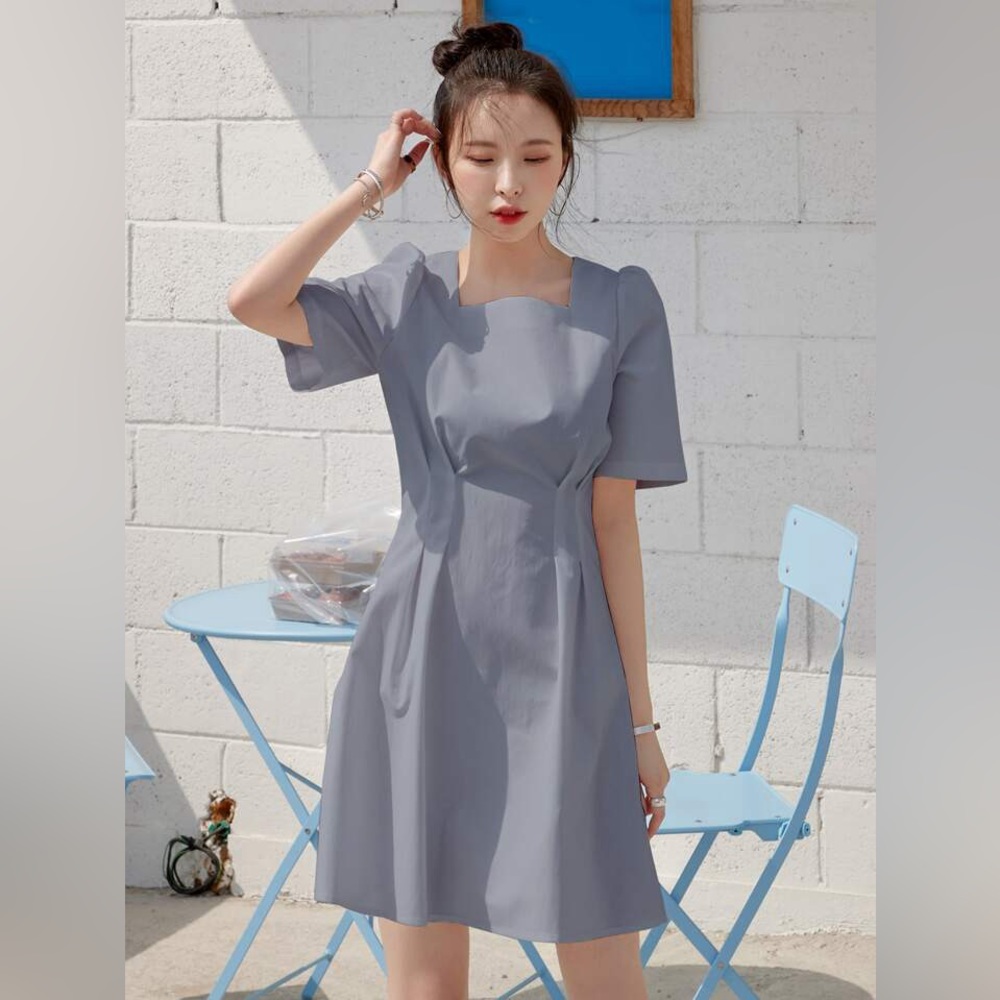 DAZY Solid Square Neck Puff Sleeve A-Line Dress